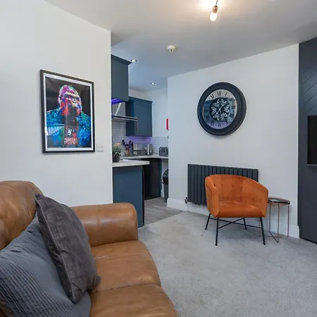 بيت للعطل House Retreat *