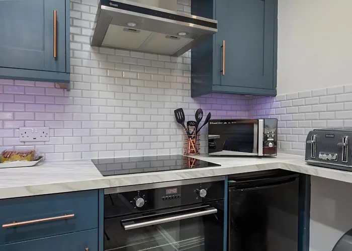 別荘 House Retreat *