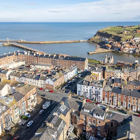 House Retreat * Whitby